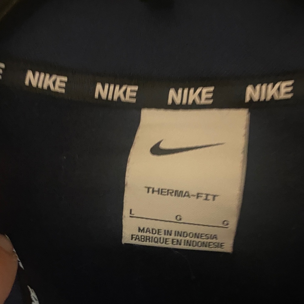 Nike Dark Blue Quarter-Zip Sweatshirt - Picture 3 of 3